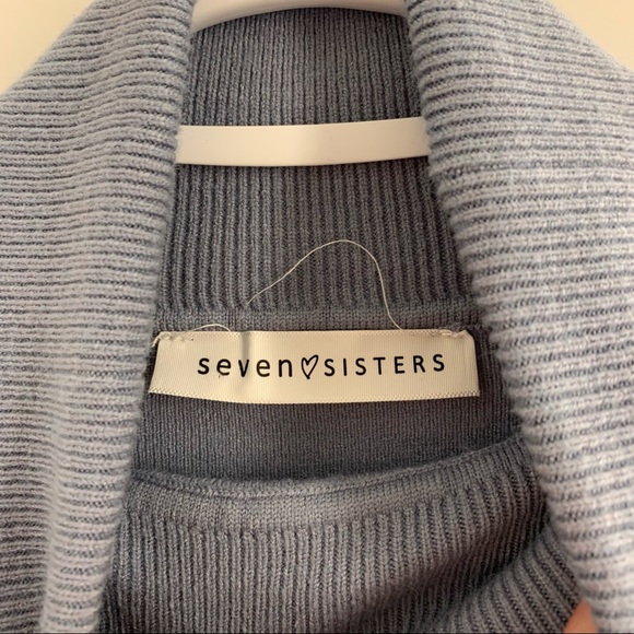 M Boutique/Seven Sisters turtleneck - Picture 6 of 7